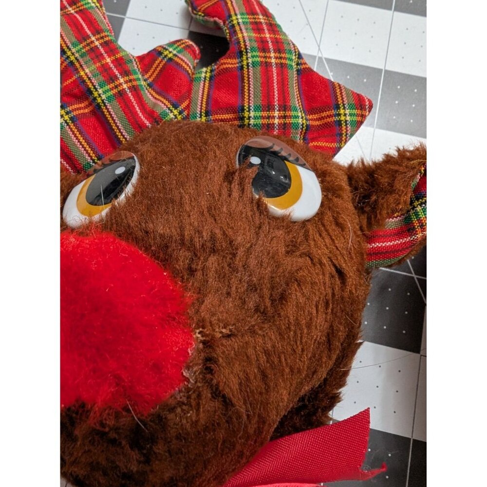 House of Lloyd Reindeer Bear Santa doorknob covers 1980s quirky stuffed animal - Picture 4 of 14